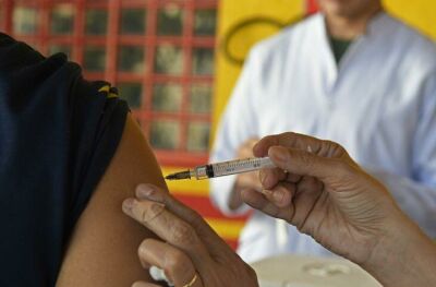 Imagem da notícia SES inicia vacinação de estudantes até 15 anos em escolas da rede pública